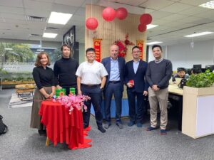 phinx welcomes Swiss customers to visit the office on the occasion of the new year