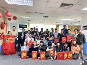 Sphinx's Tet gifts were given to employees