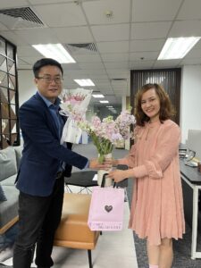 BOD of Sphinx gave gifts for all female staffs